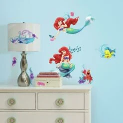 De Kleine Zeemeermin Muurstickers - RoomMates - Met Glitterelementen