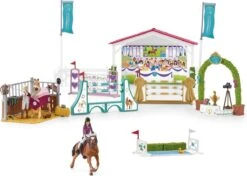 Schleich 42440 - Vriendschappelijke Paardenwedstrijd - Horse Club