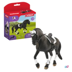 Schleich 42457 - Friese Hengst Paardenwedstrijd - Horse Club